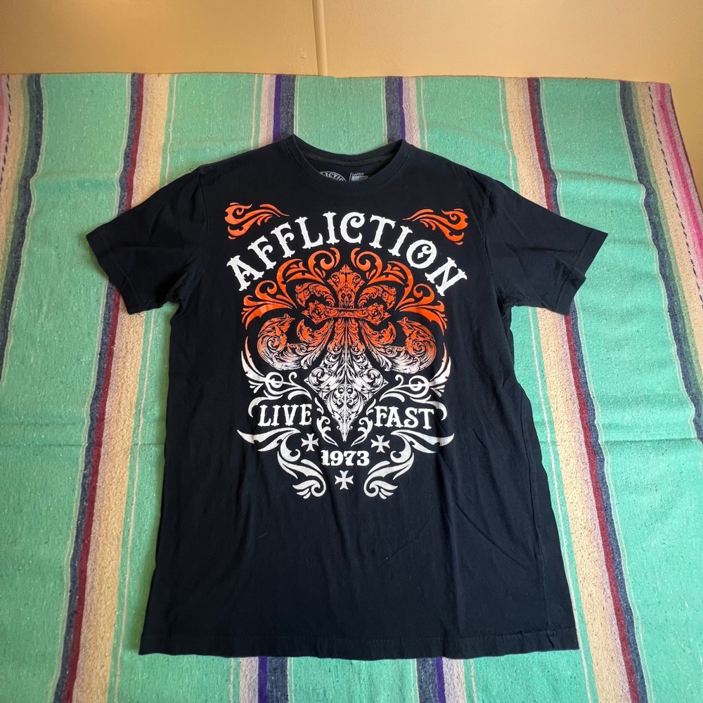Affliction T Shirt Mens Large Black Live Fast Fleur De Lis Graphic Tee USA Made